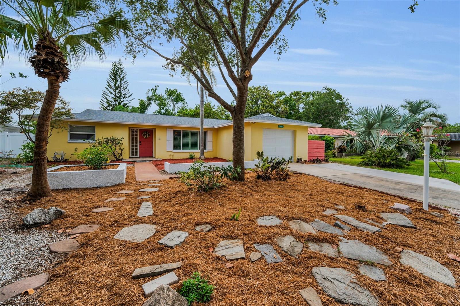 Image 8 of 53 For 2485 Indigo Drive