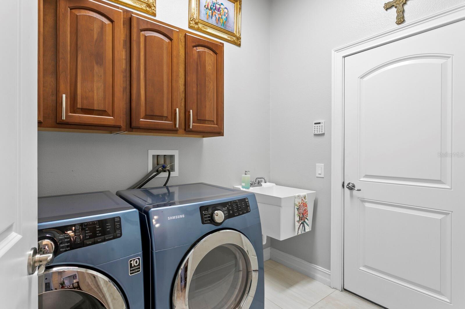 Image 41 of 65 For 17318 Emerald Chase Drive