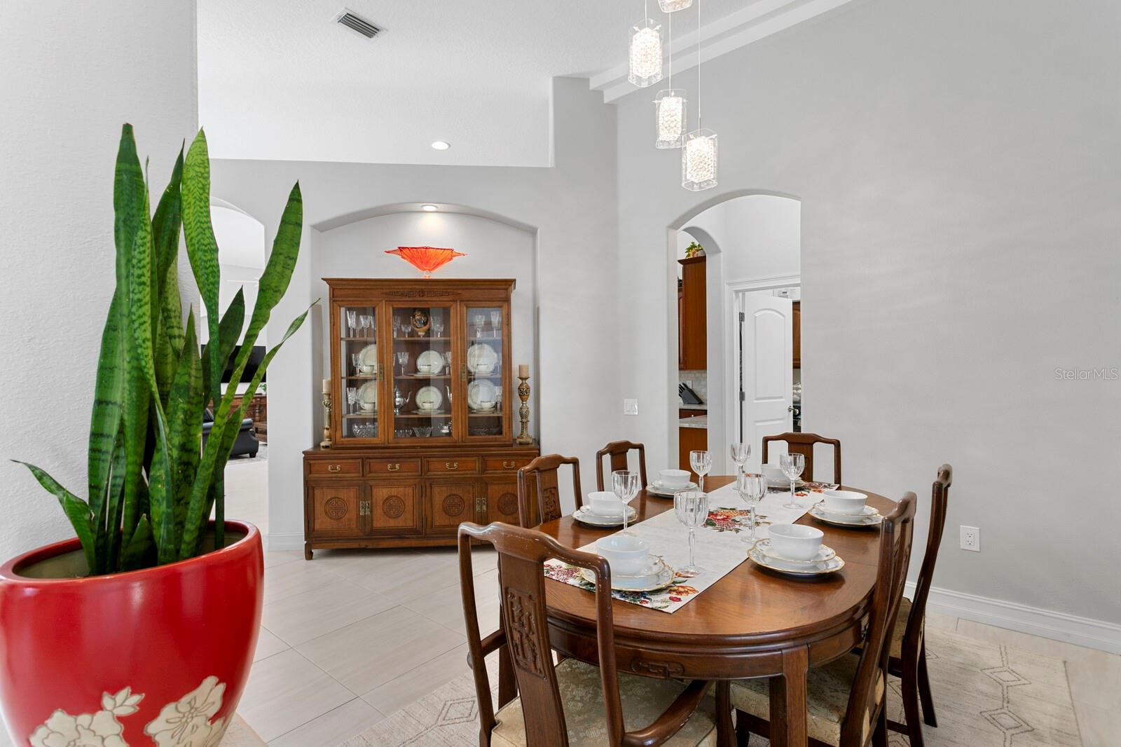 Image 9 of 65 For 17318 Emerald Chase Drive