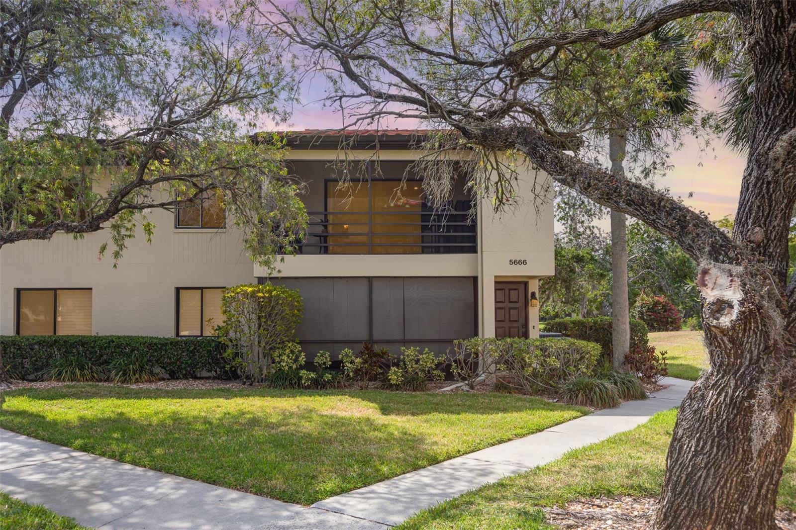 Details for 5666 Gardens Drive 202, SARASOTA, FL 34243