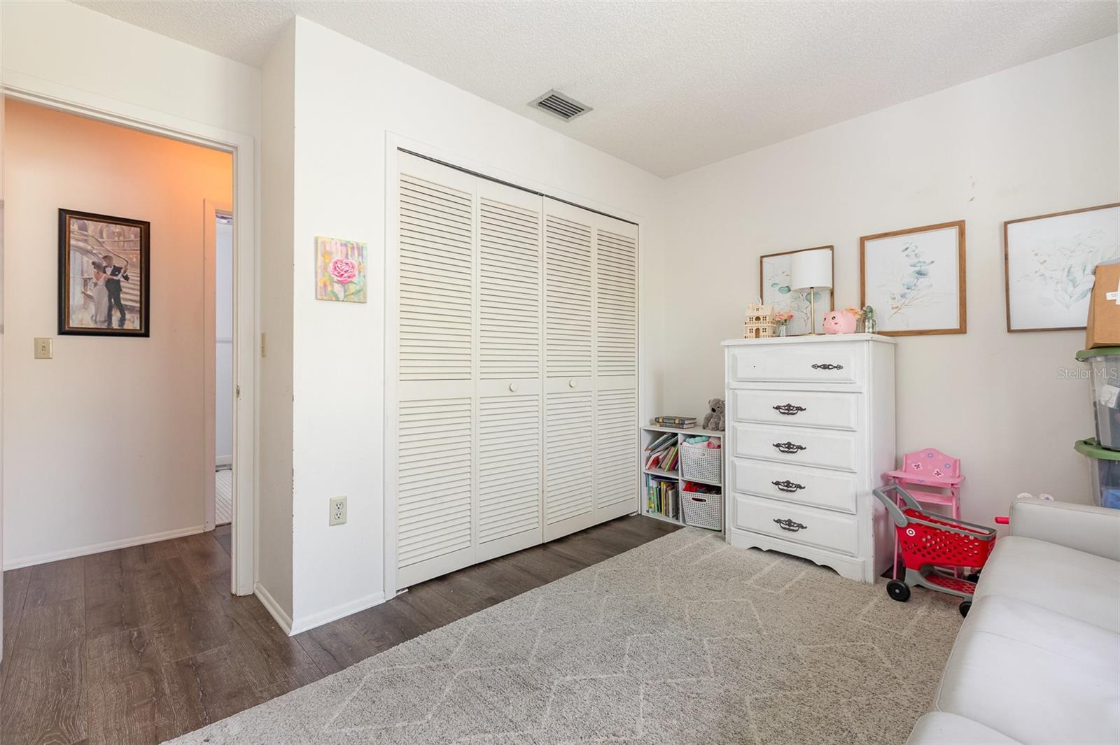 Image 14 of 26 For 5666 Gardens Drive 202