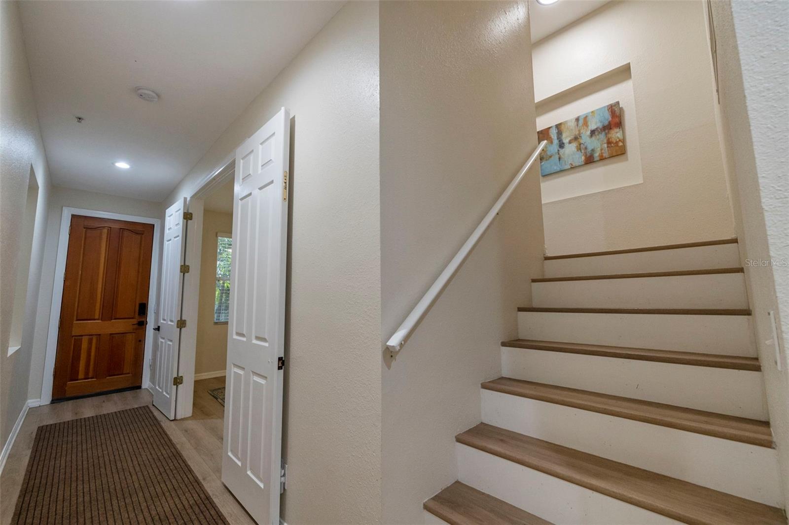 Image 12 of 46 For 330 Lang Court N 1