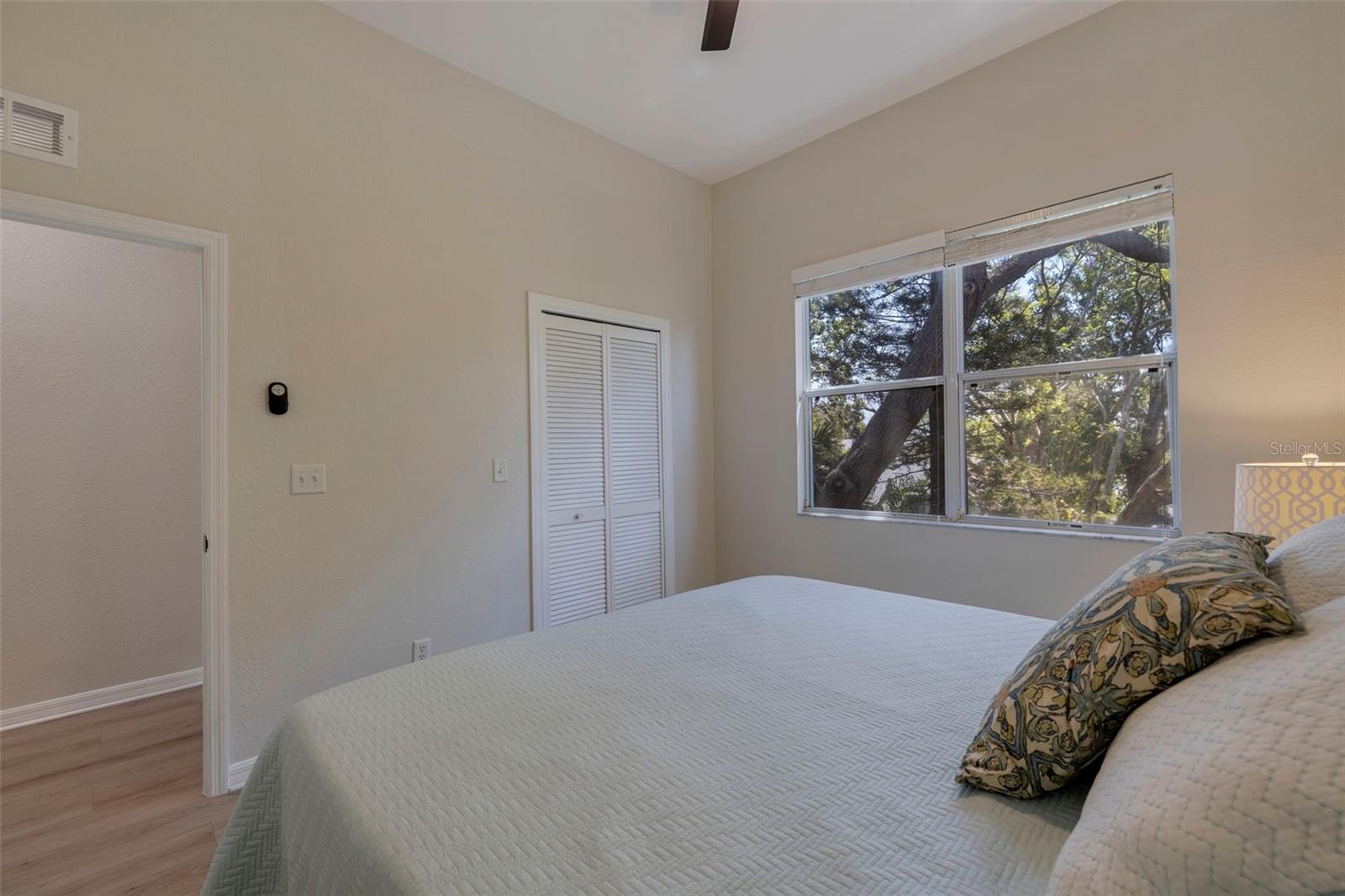 Image 34 of 46 For 330 Lang Court N 1