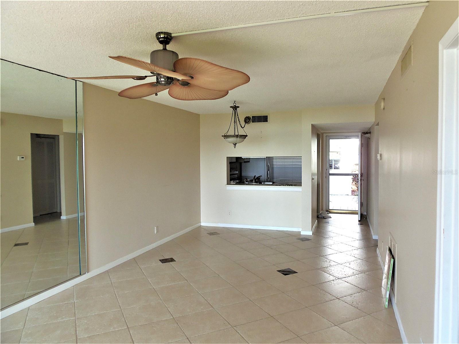 Image 5 of 28 For 6291 Bahia Del Mar Circle 104
