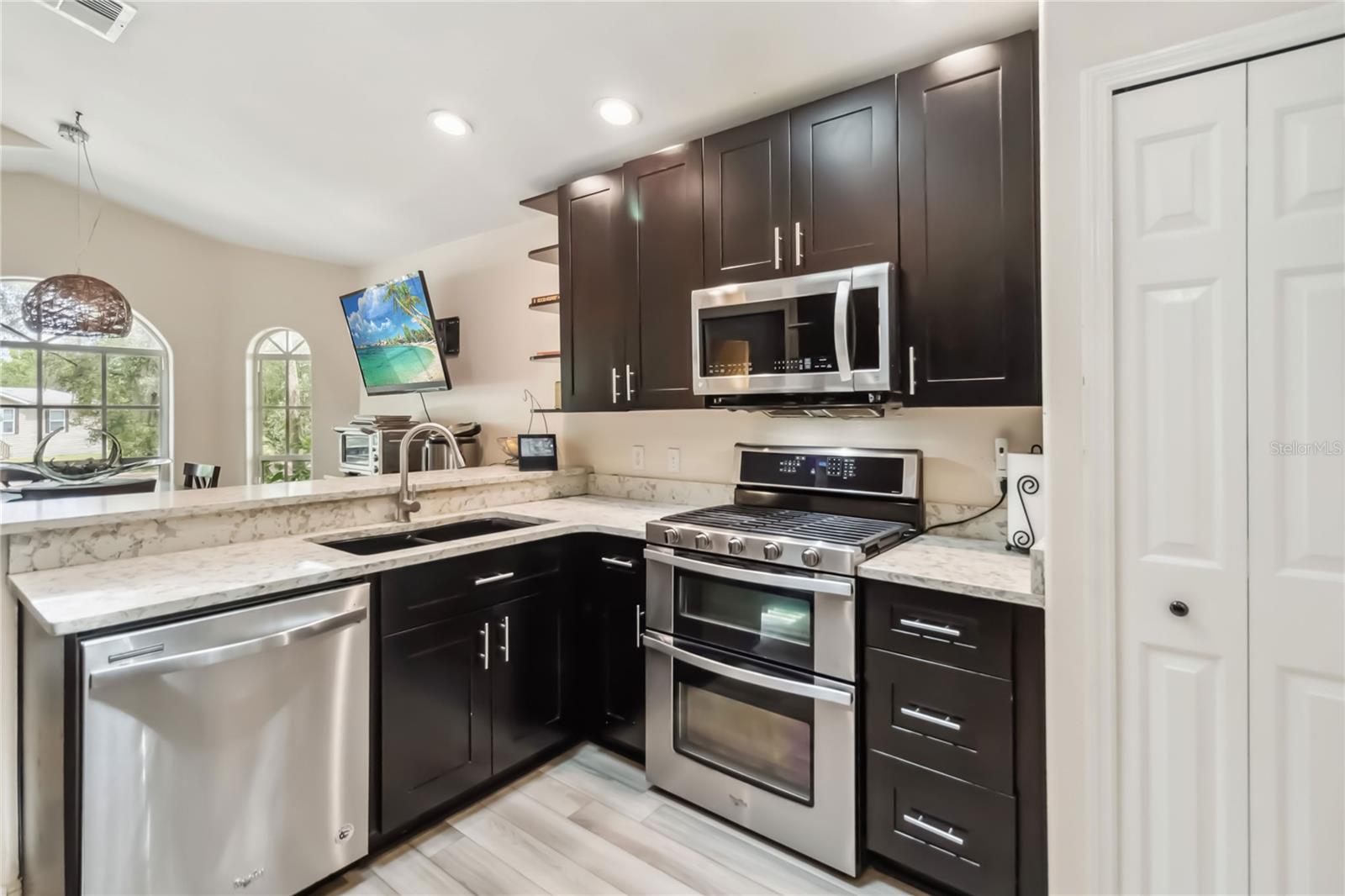 Image 14 of 40 For 25302 Lido Avenue