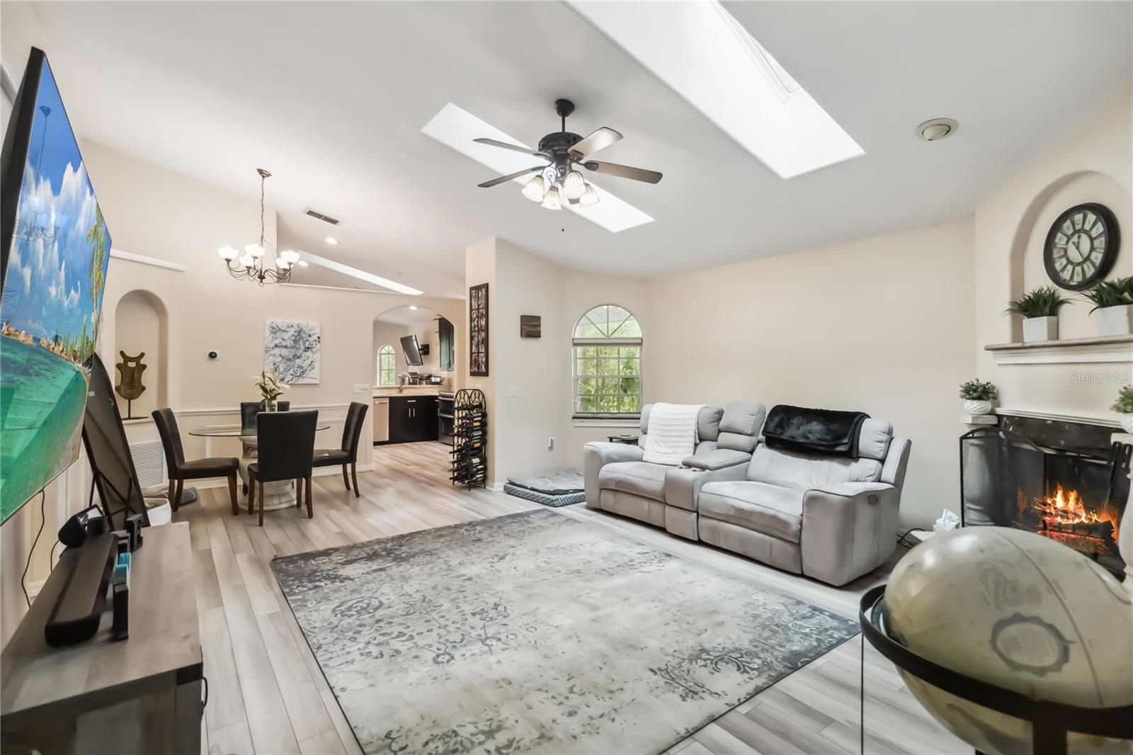 Image 2 of 40 For 25302 Lido Avenue