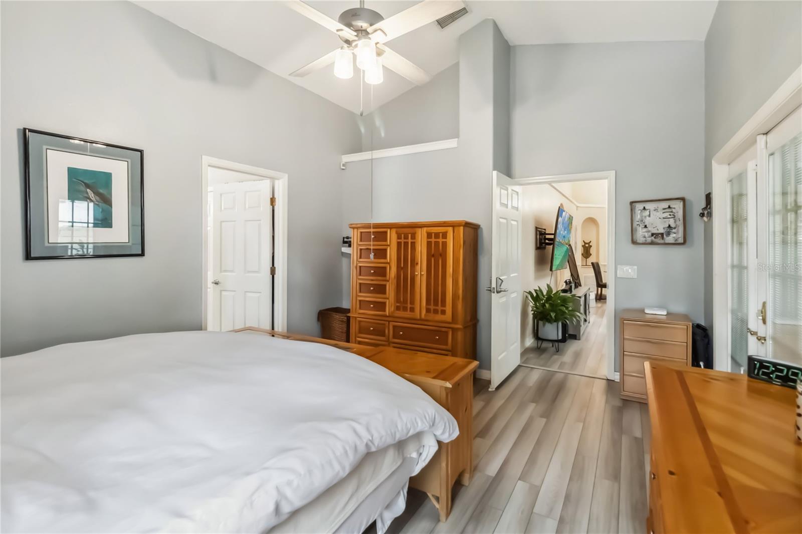 Image 21 of 40 For 25302 Lido Avenue