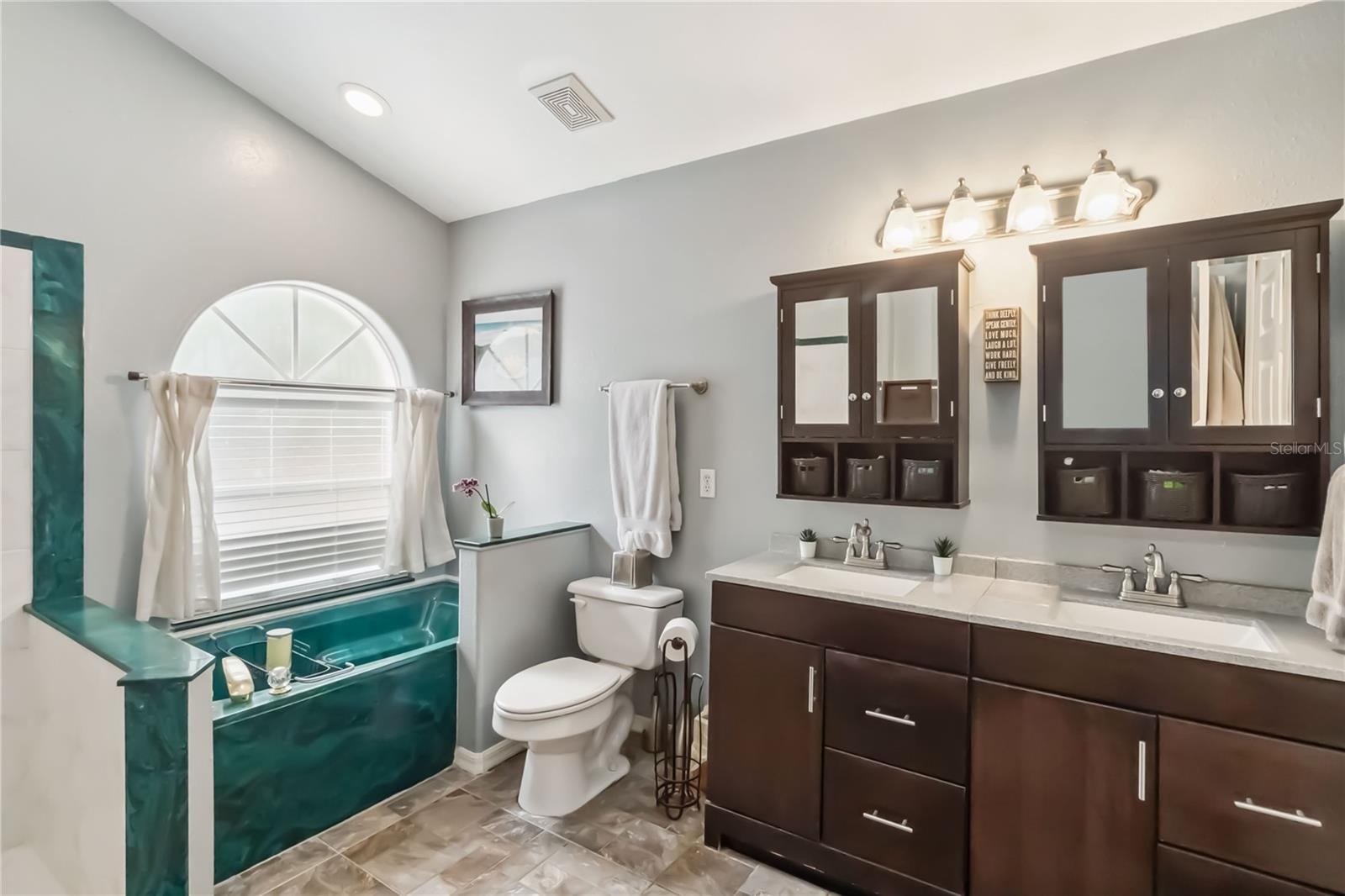 Image 22 of 40 For 25302 Lido Avenue
