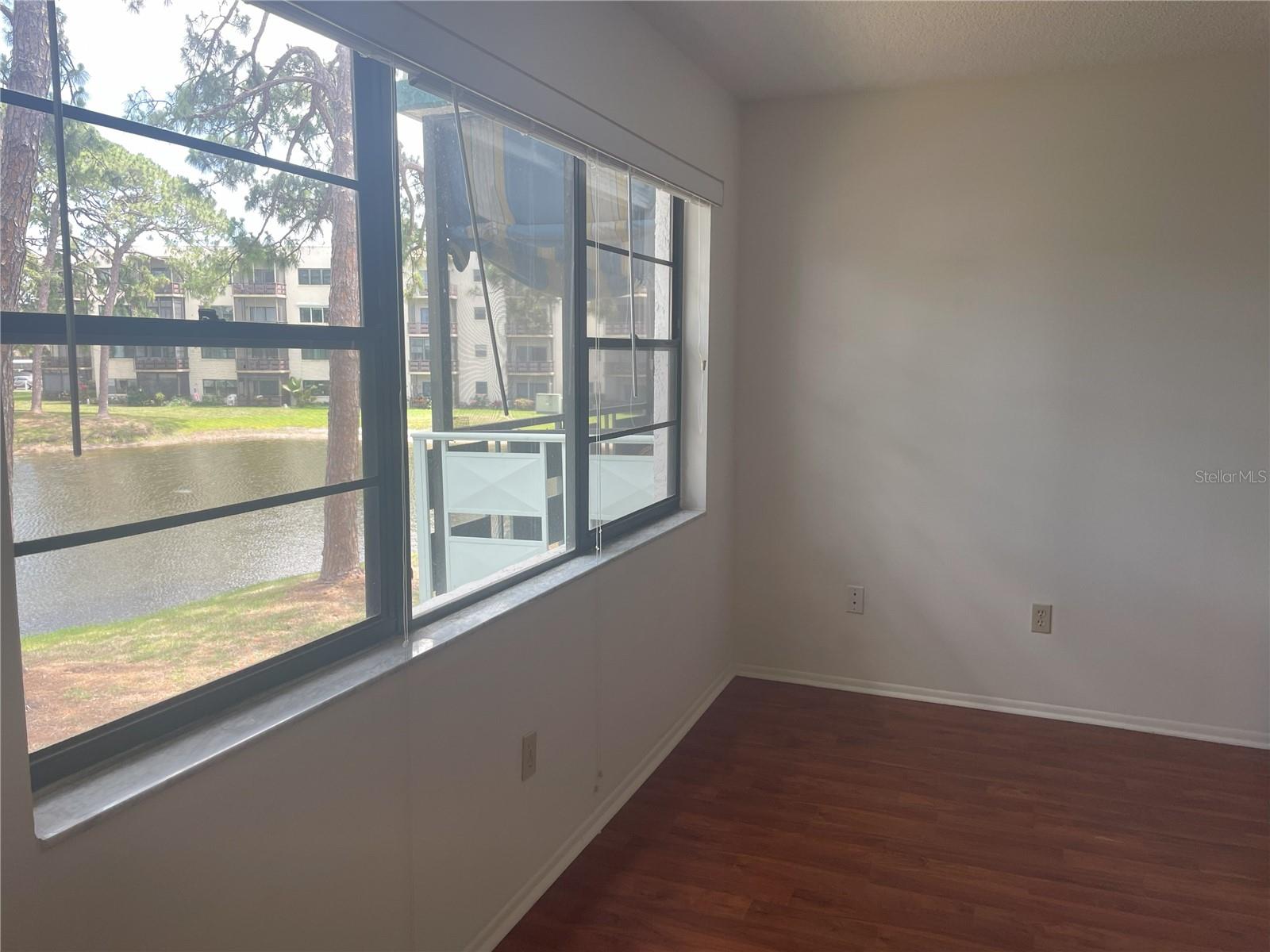 Image 9 of 17 For 5970 80th Street N 204