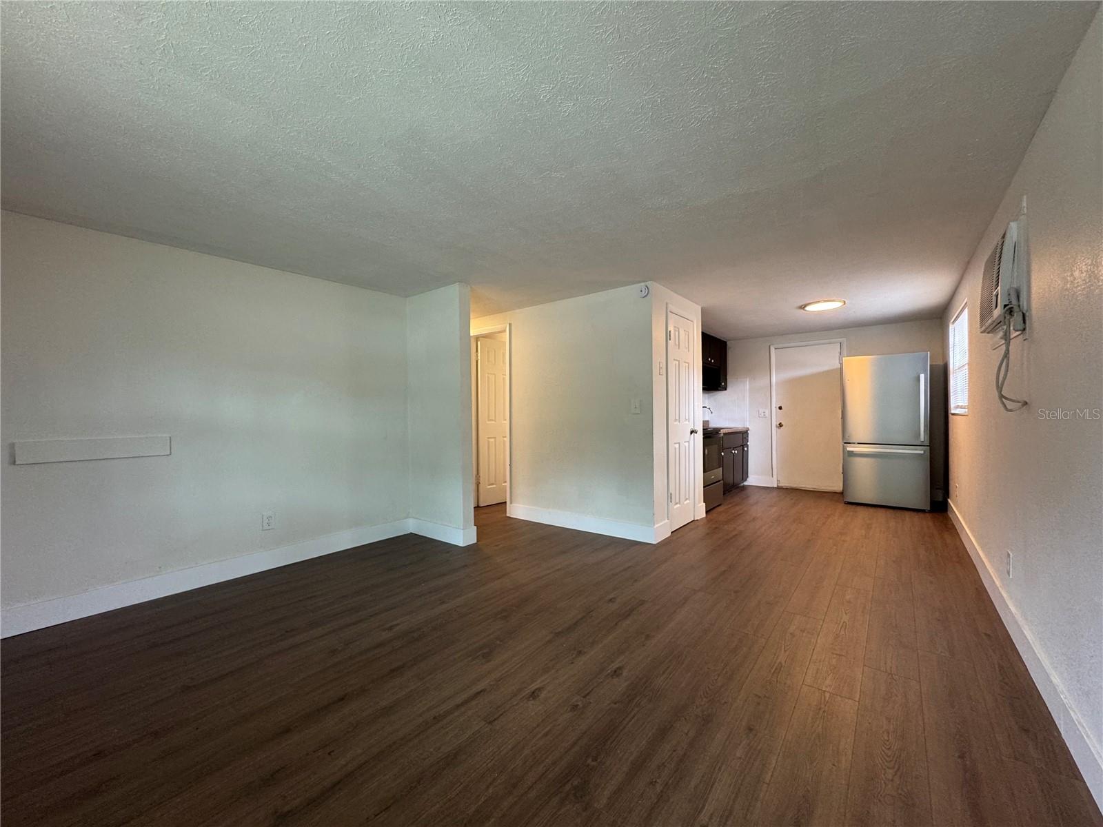 Image 3 of 9 For 9314 Grandfield Road