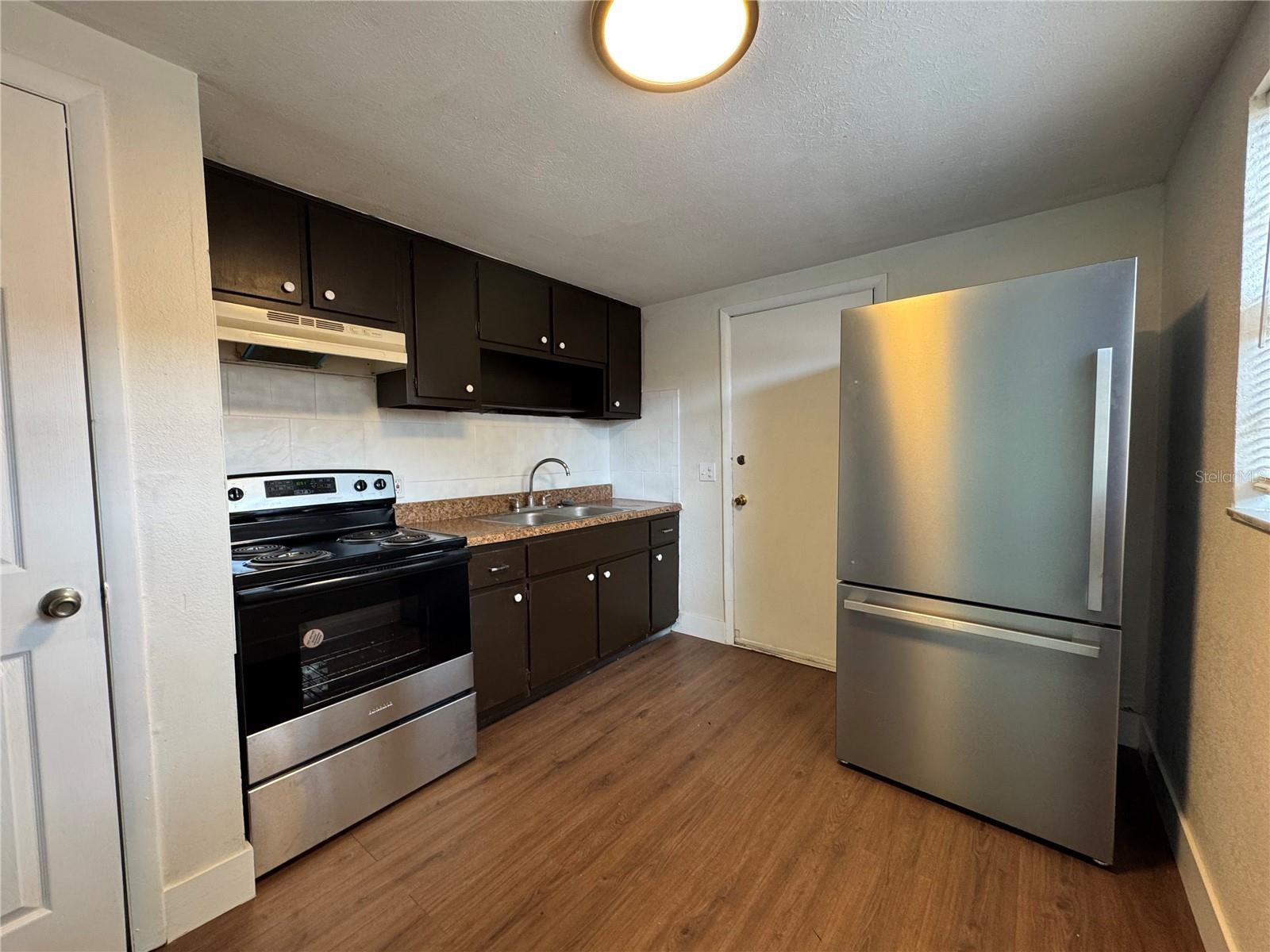 Image 4 of 9 For 9314 Grandfield Road