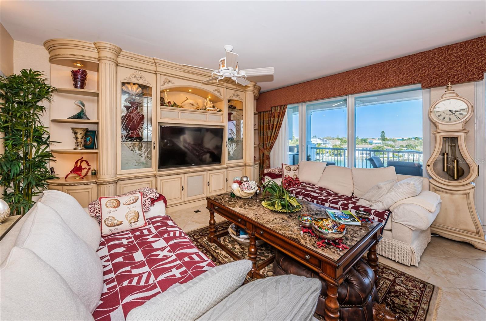 Image 18 of 96 For 3805 Gulf Boulevard 504
