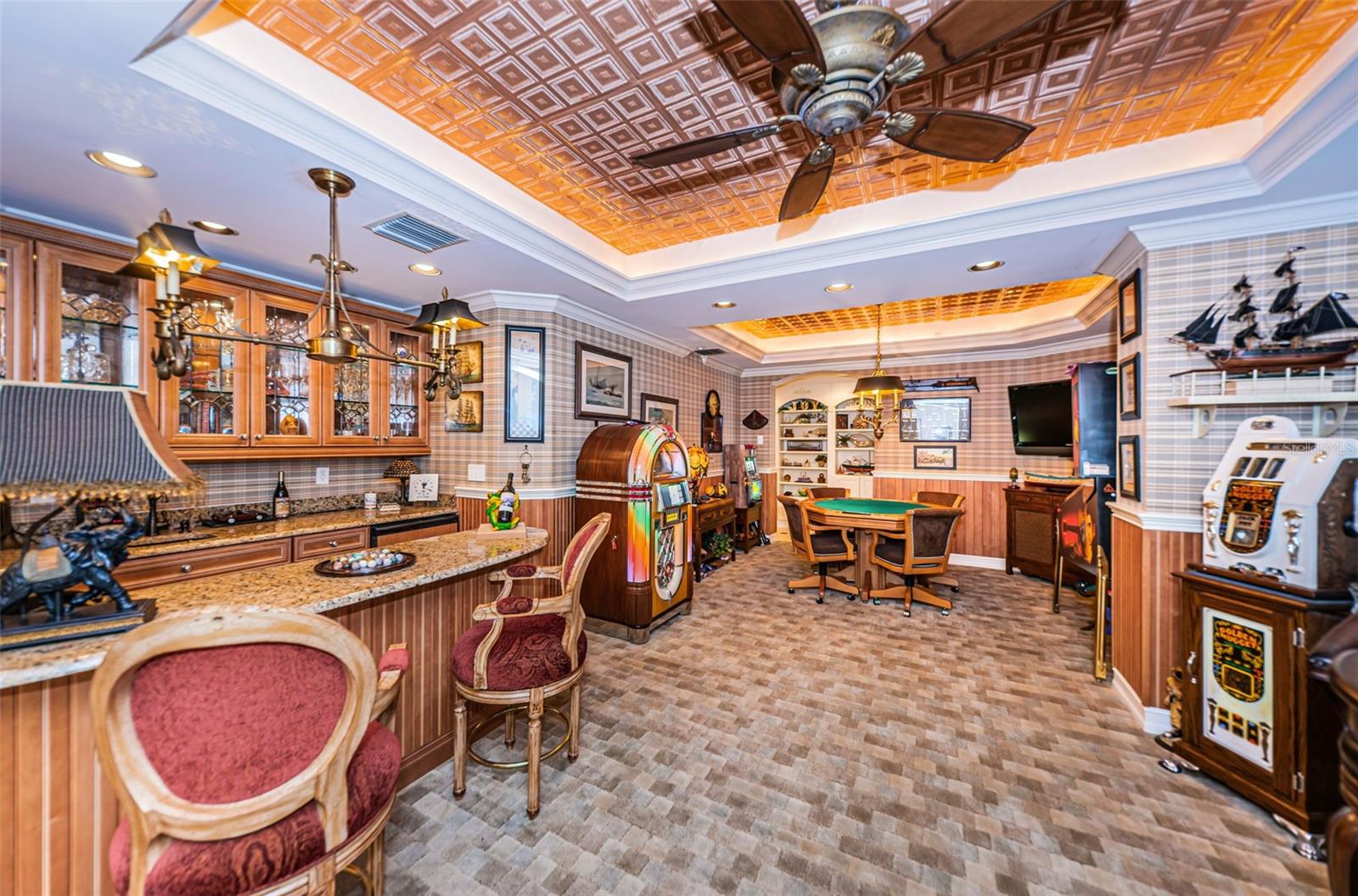 Image 19 of 96 For 3805 Gulf Boulevard 504