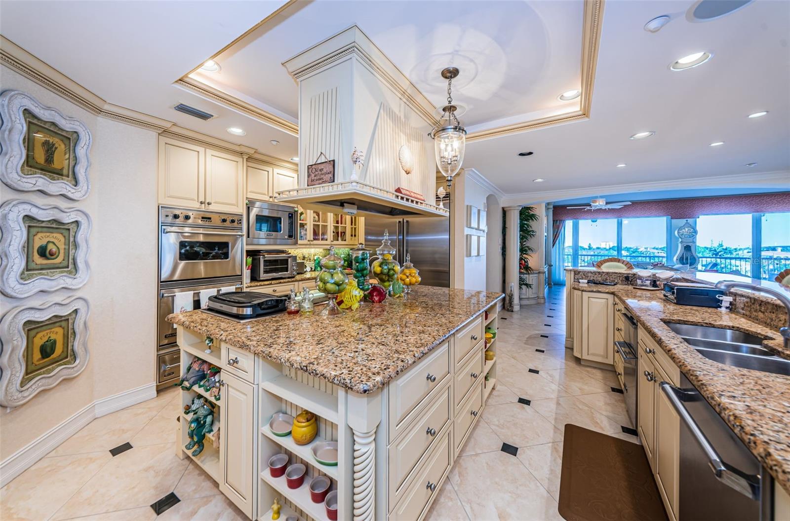 Image 33 of 96 For 3805 Gulf Boulevard 504
