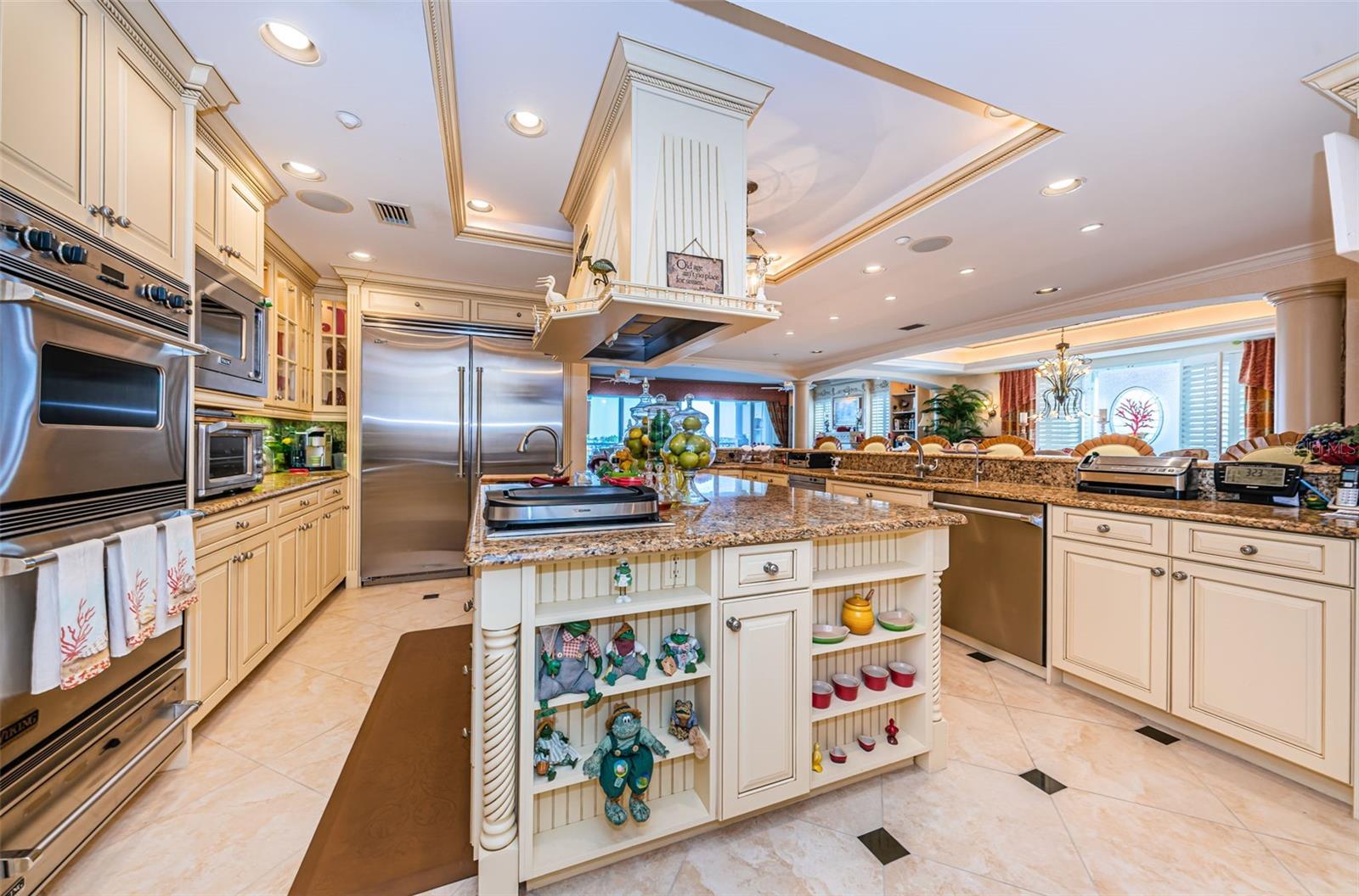 Image 34 of 96 For 3805 Gulf Boulevard 504