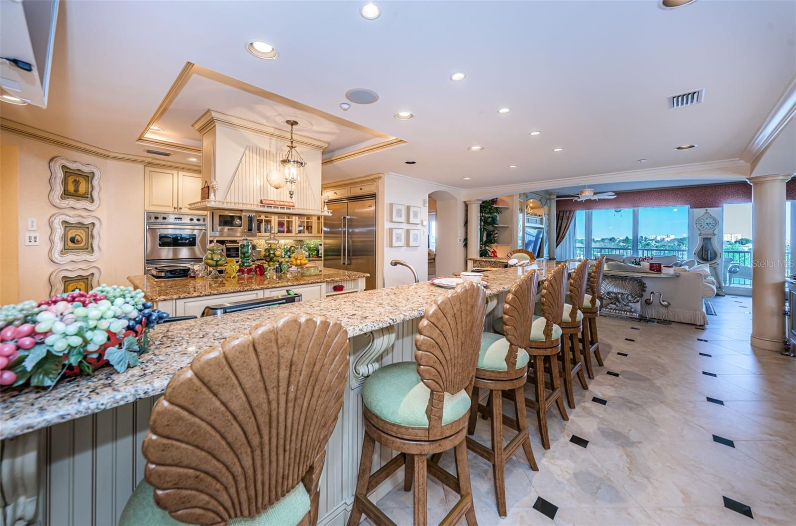 Image 38 of 96 For 3805 Gulf Boulevard 504
