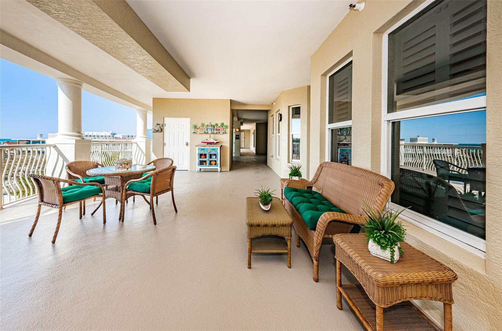 Image 8 of 96 For 3805 Gulf Boulevard 504