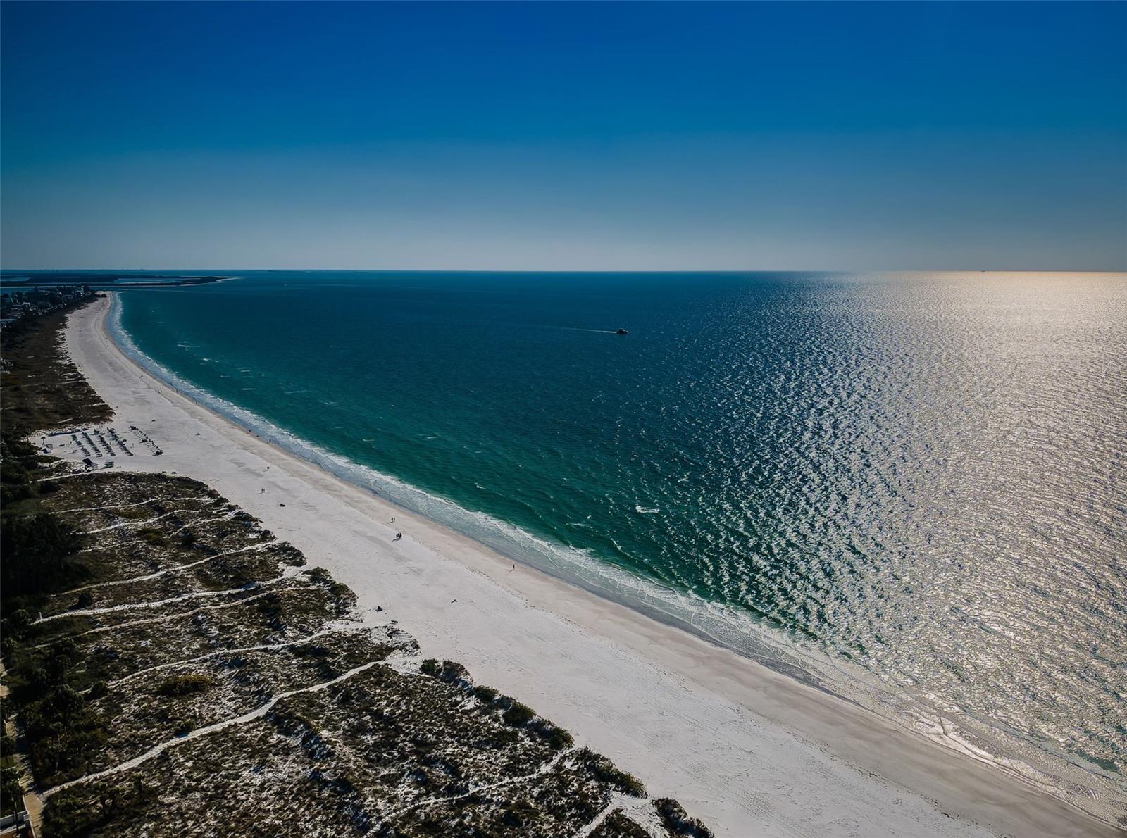 Image 92 of 96 For 3805 Gulf Boulevard 504