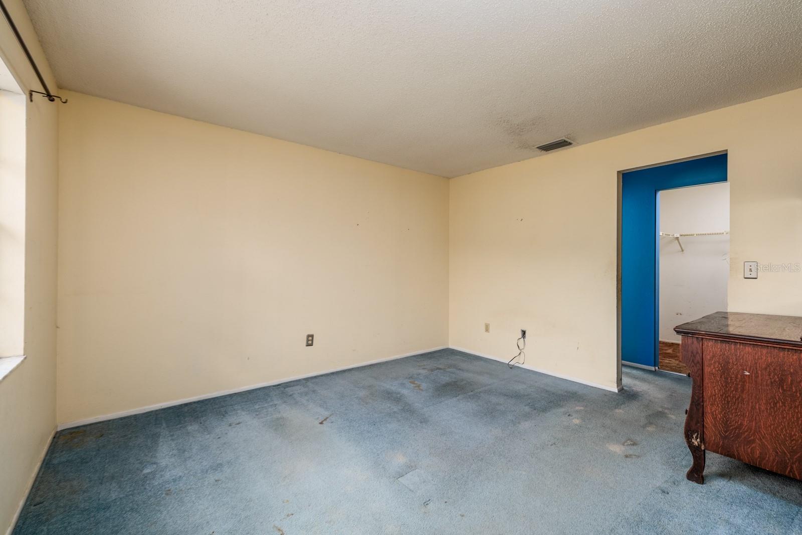 Image 11 of 22 For 564 5th Avenue Se