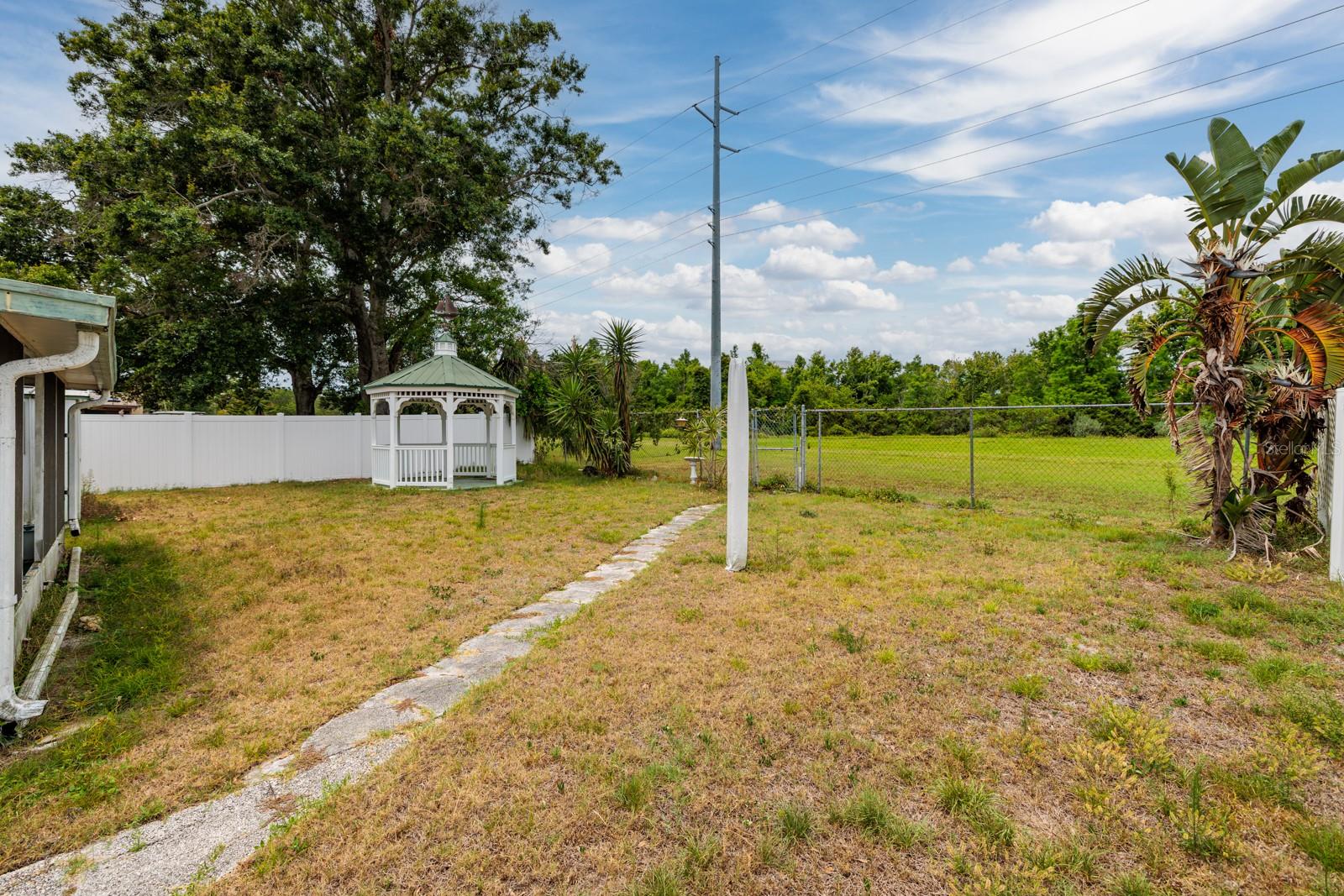 Image 20 of 22 For 564 5th Avenue Se