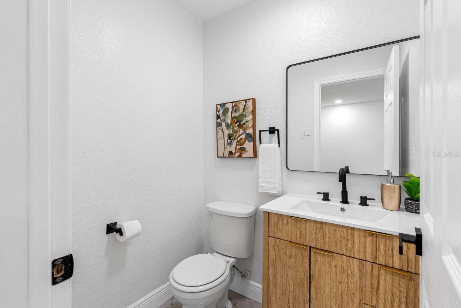 Image 38 of 58 For 8307 Boxwood Drive