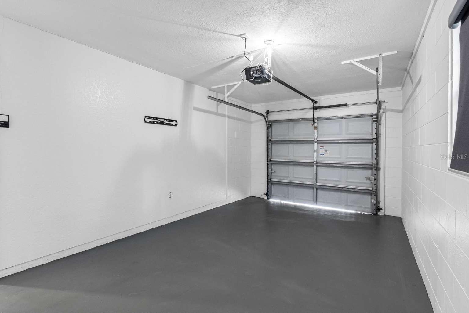 Image 40 of 58 For 8307 Boxwood Drive