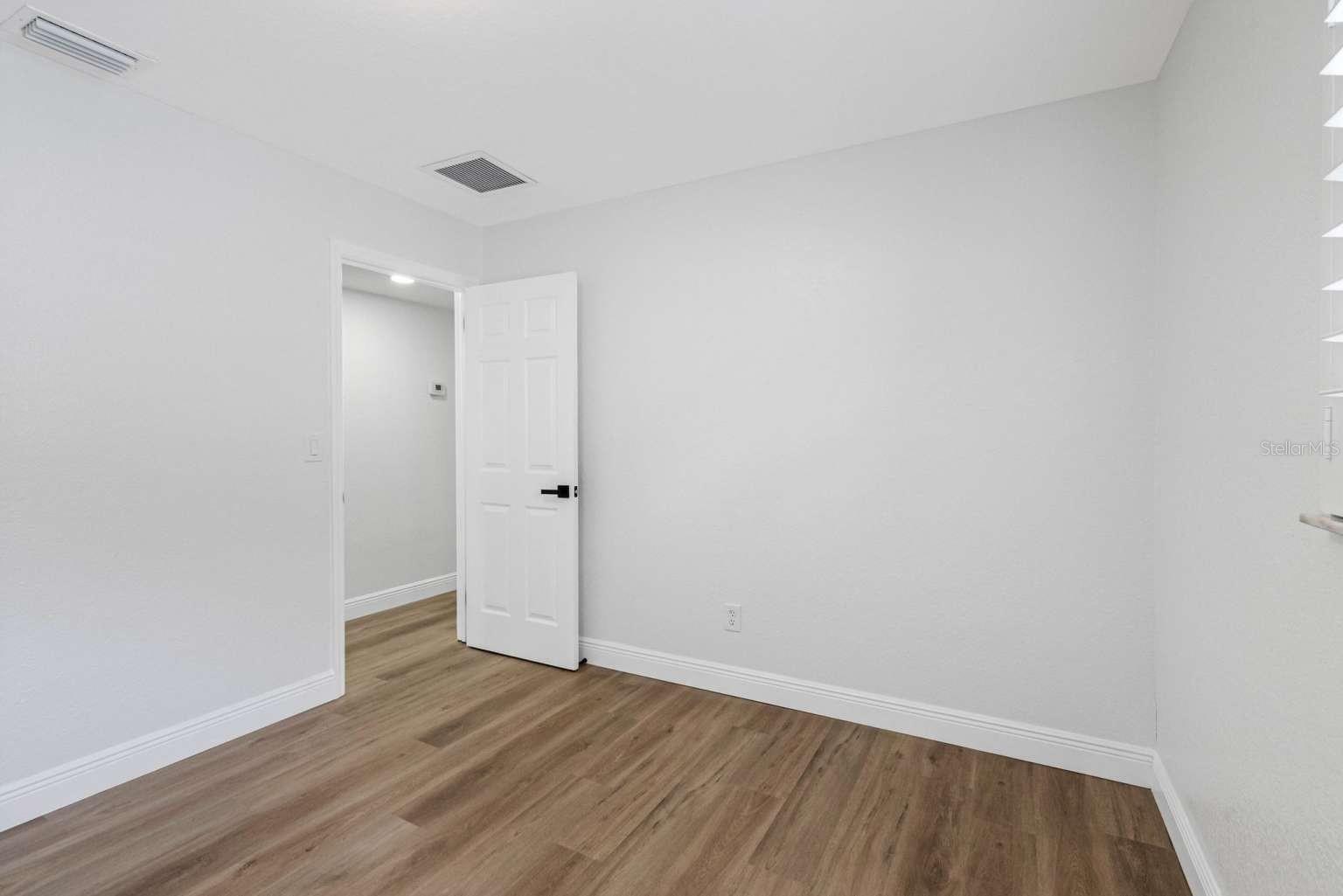 Image 46 of 58 For 8307 Boxwood Drive