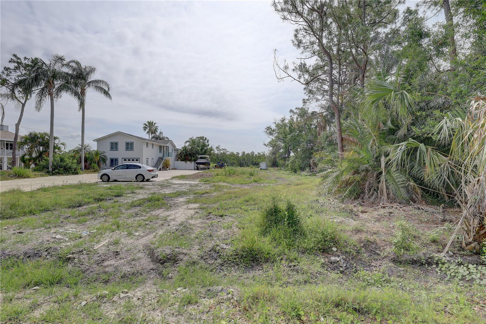 Image 4 of 20 For 8115 Bay Drive
