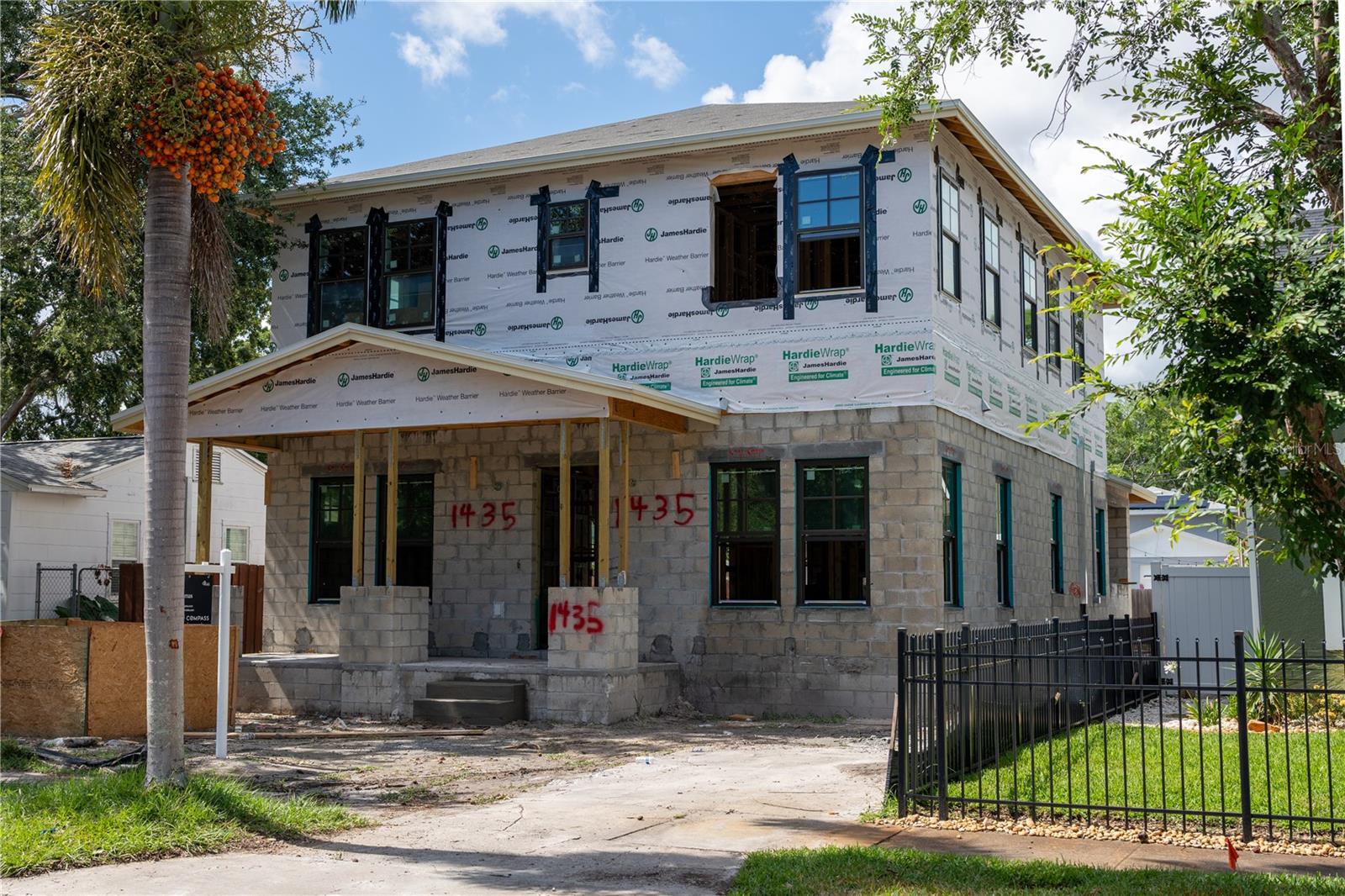Image 3 of 20 For 1435 17th Avenue N