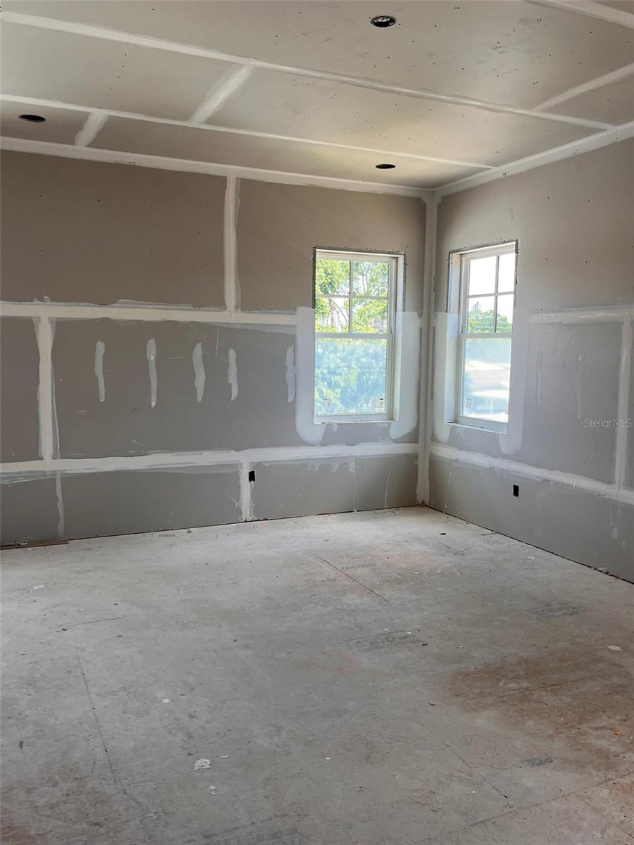Image 30 of 37 For 1435 17th Avenue N
