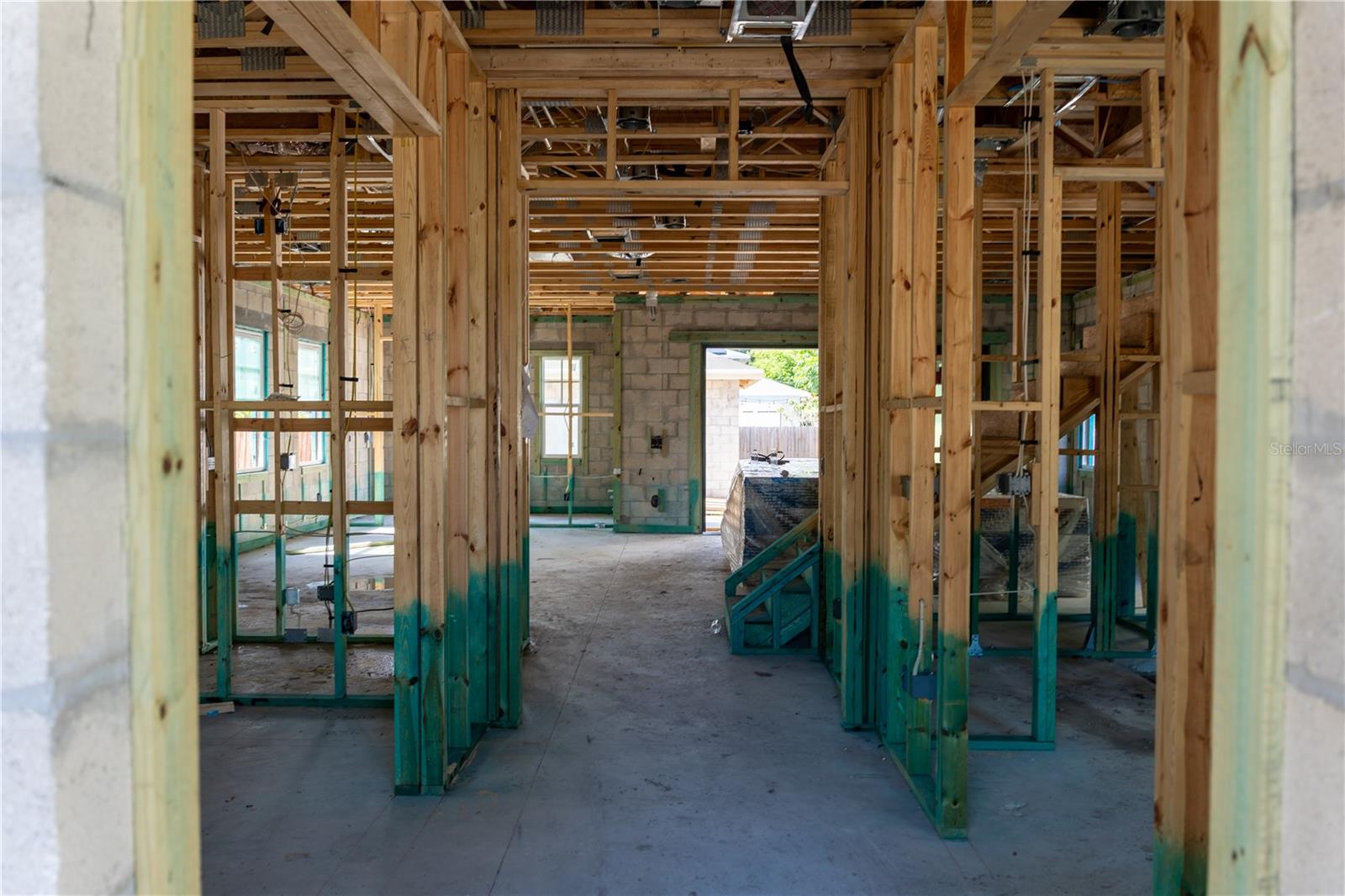 Image 6 of 20 For 1435 17th Avenue N