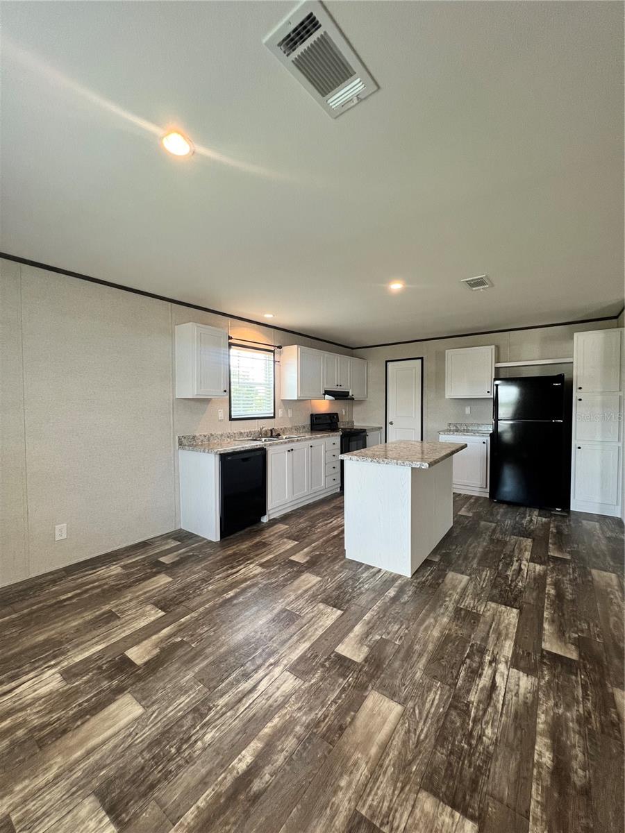 Image 3 of 17 For 9722 Scepter Avenue
