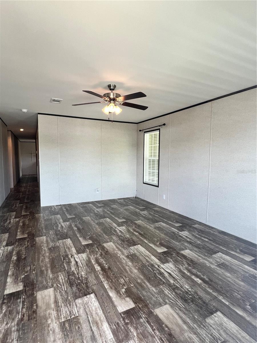 Image 5 of 17 For 9722 Scepter Avenue