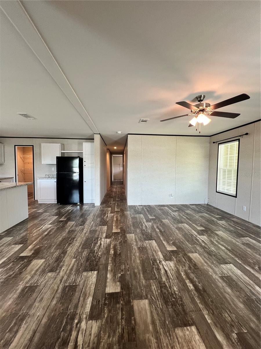 Image 6 of 17 For 9722 Scepter Avenue