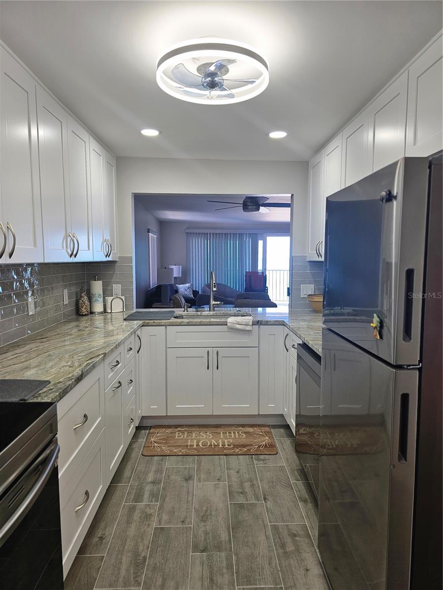 Image 4 of 23 For 3100 Gulf Boulevard 221