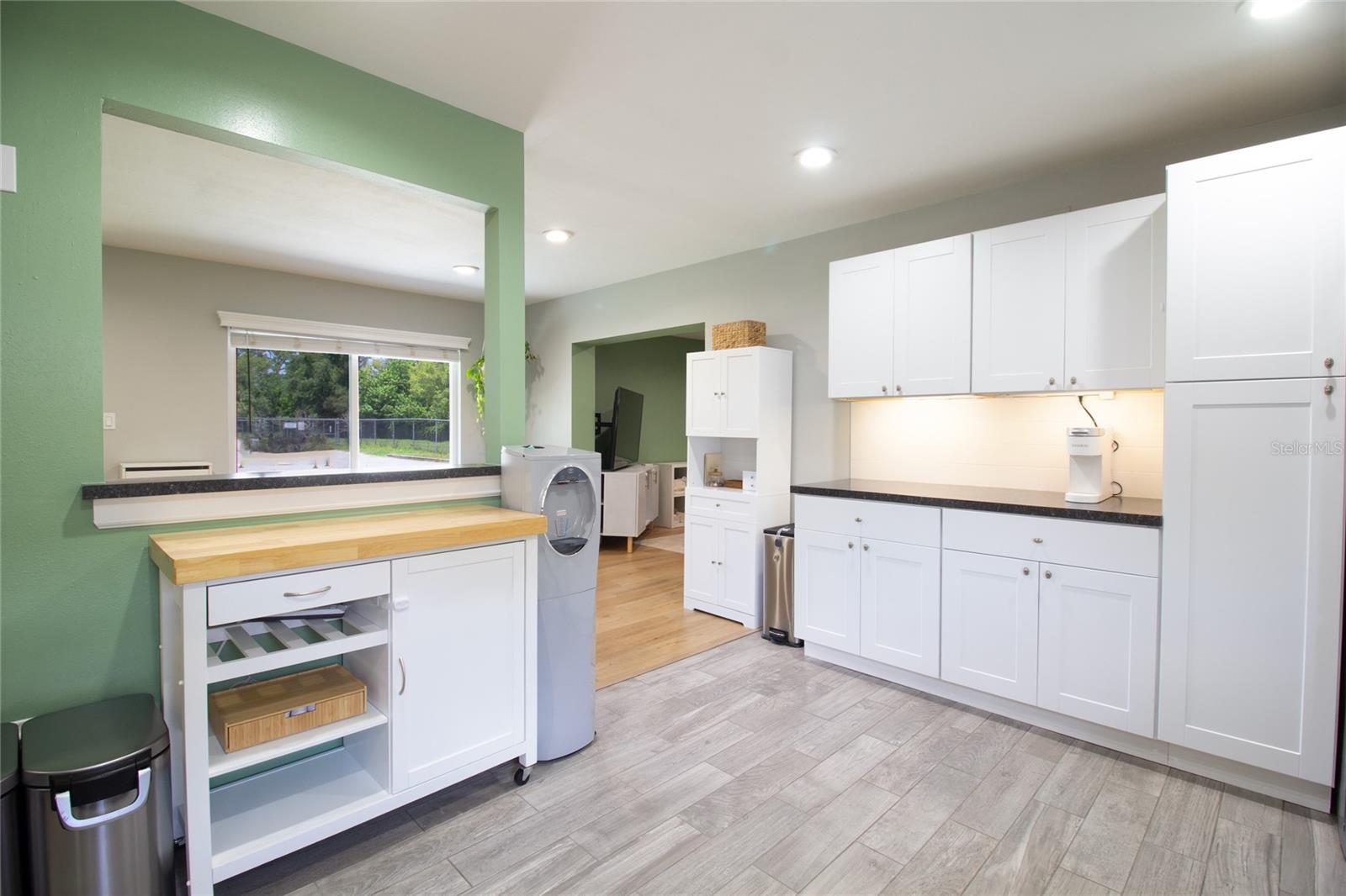 Image 10 of 38 For 3951 72nd Street N