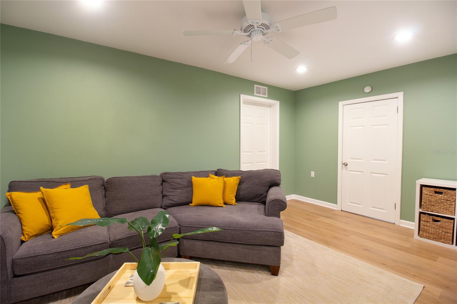 Image 12 of 38 For 3951 72nd Street N