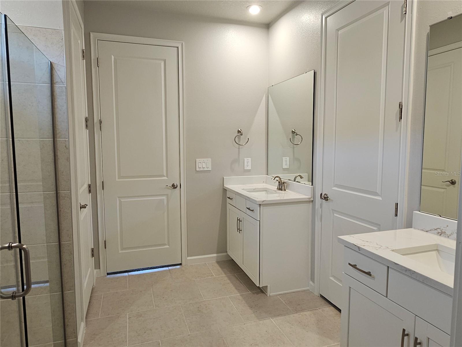 Image 21 of 41 For 3776 Maxwell Park Drive