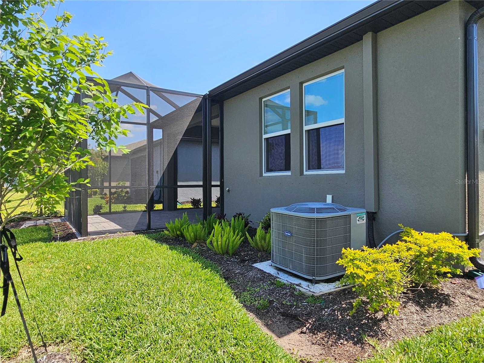 Image 8 of 41 For 3776 Maxwell Park Drive