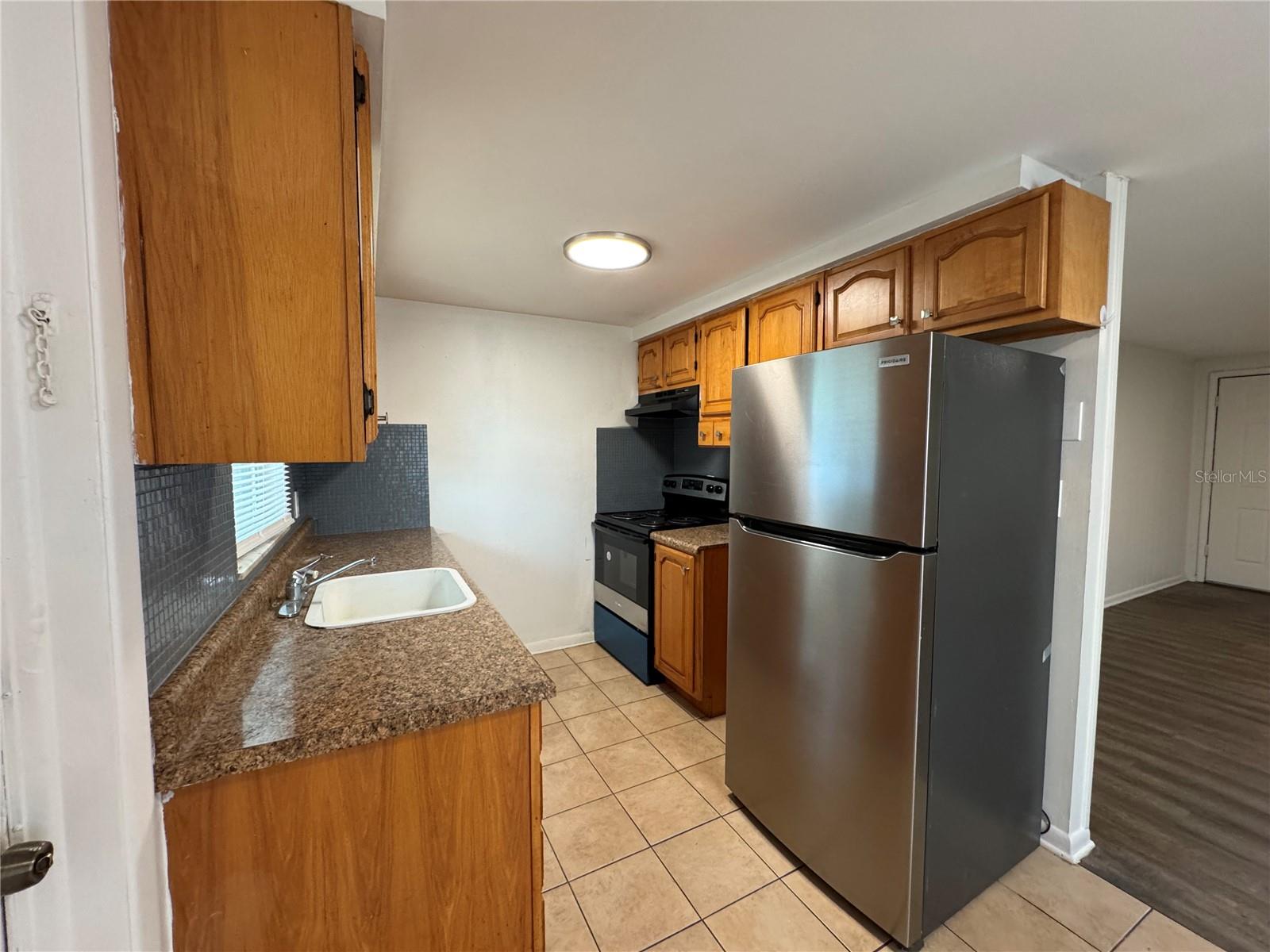 Image 7 of 12 For 9408 Goldenrod Road