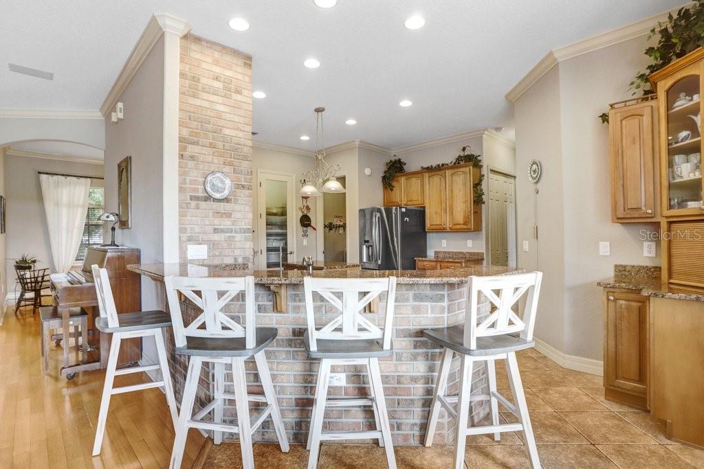 Listing photo id 18 for 2502 Fritzke Road