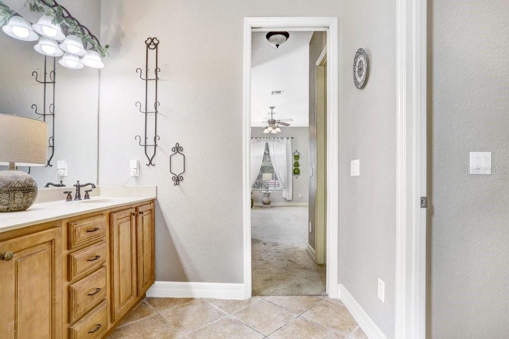 Listing photo id 24 for 2502 Fritzke Road