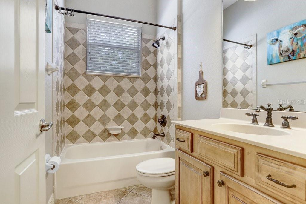 Listing photo id 29 for 2502 Fritzke Road