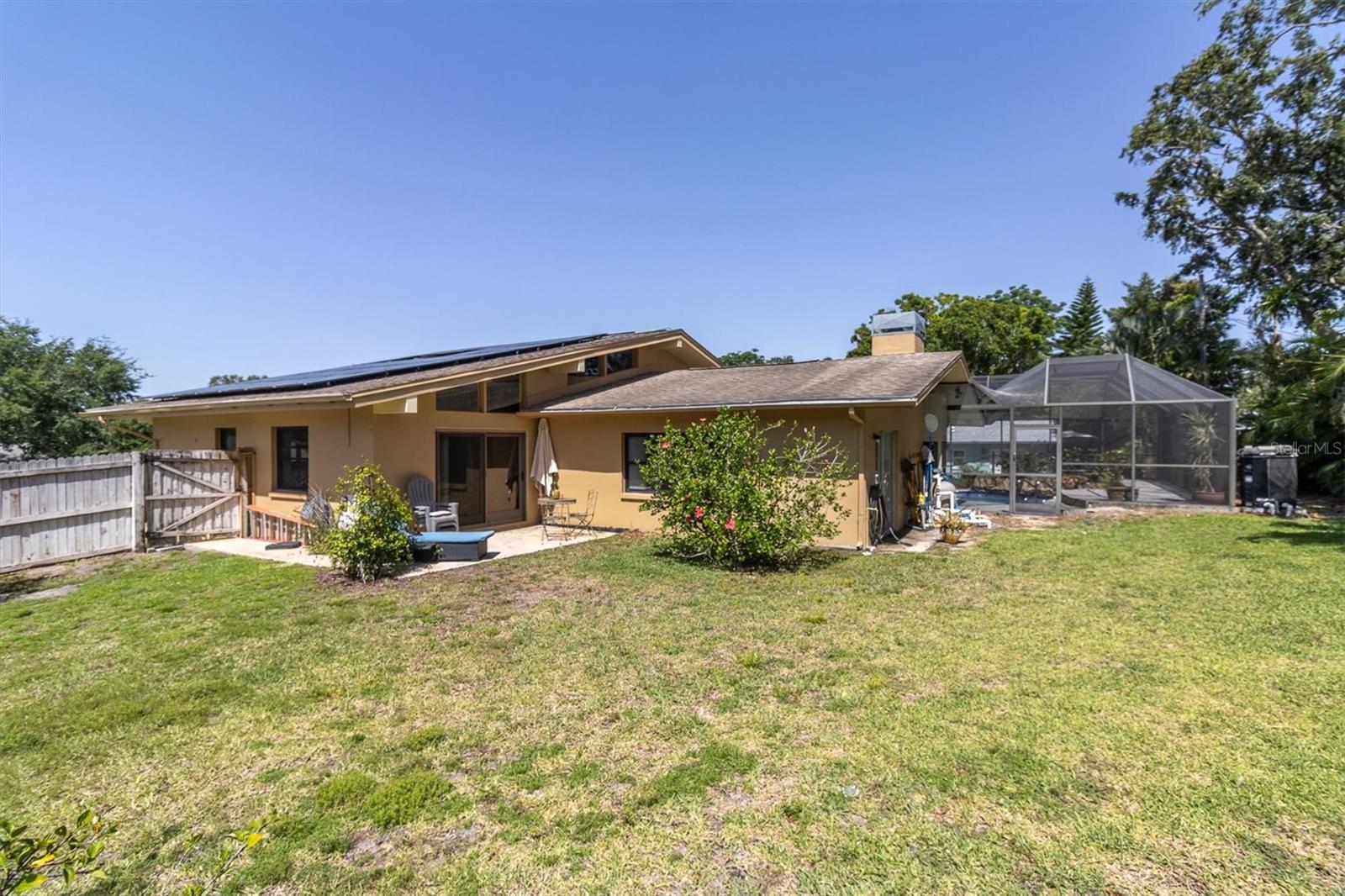Image 44 of 57 For 2287 Demaret Drive