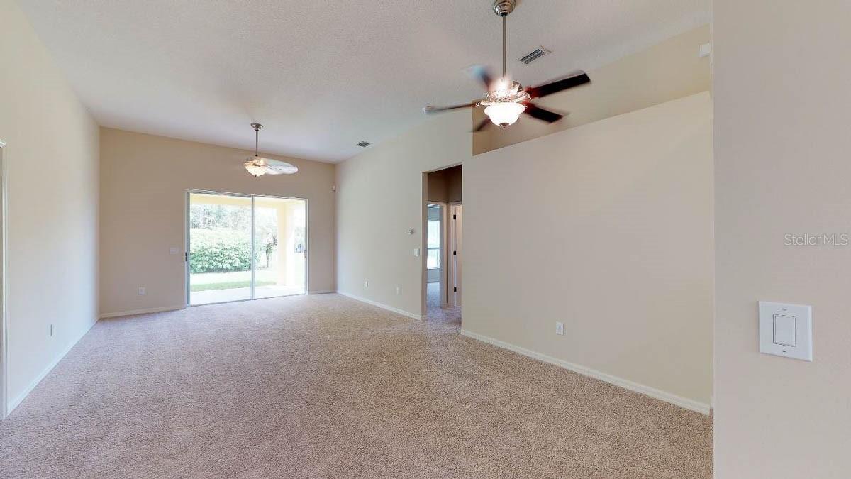 Image 4 of 23 For 6328 Bridgecrest Drive