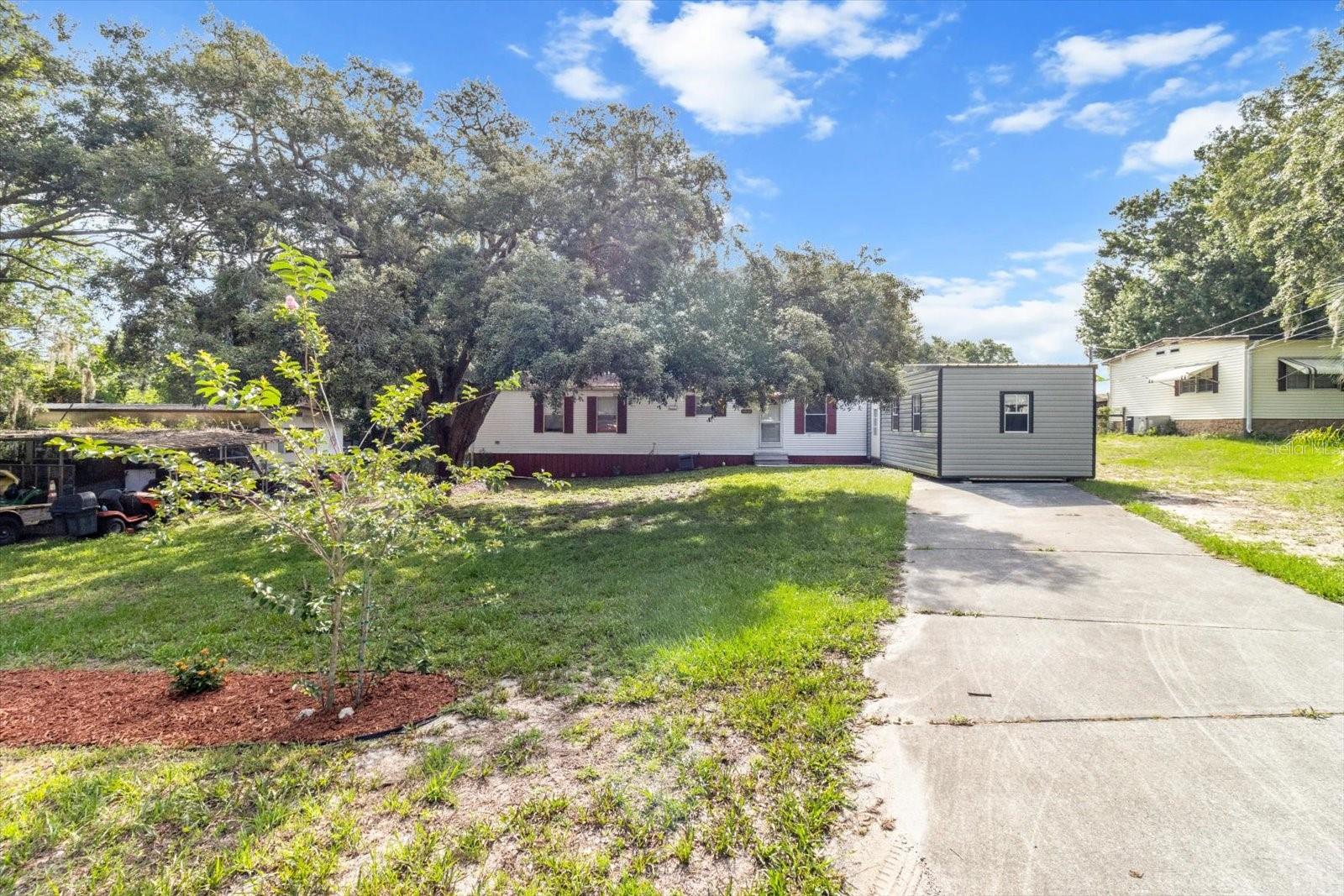 Image 32 of 35 For 8431 Lake Consuella Drive
