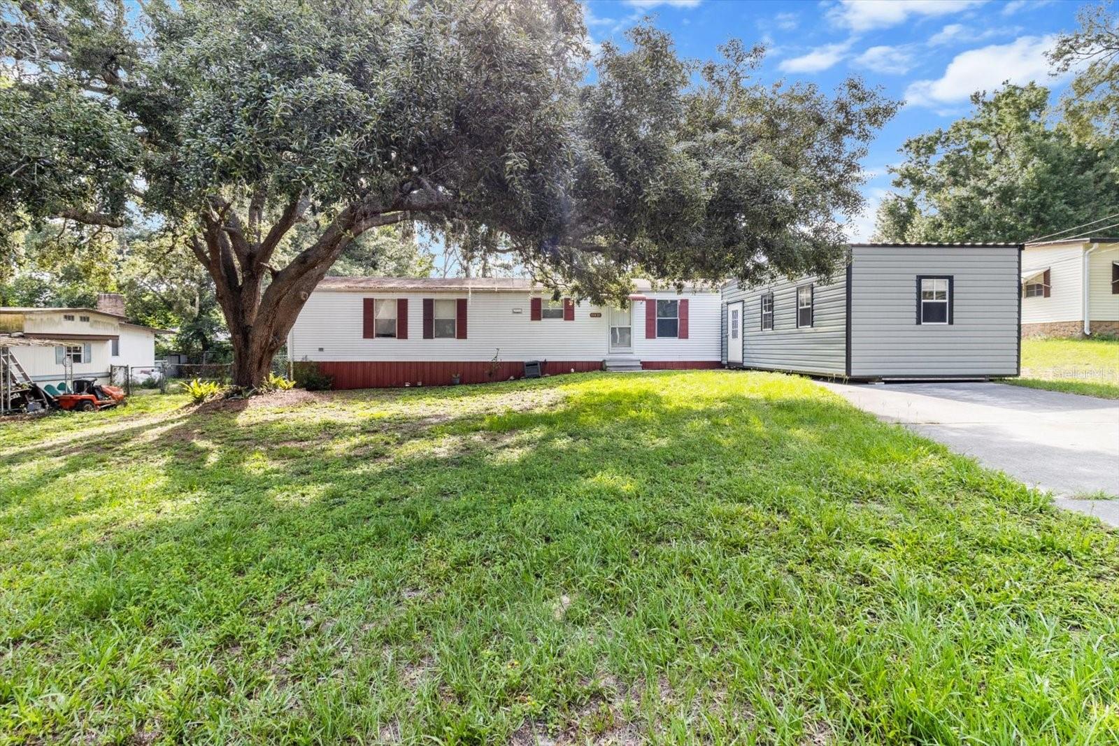 Image 33 of 35 For 8431 Lake Consuella Drive