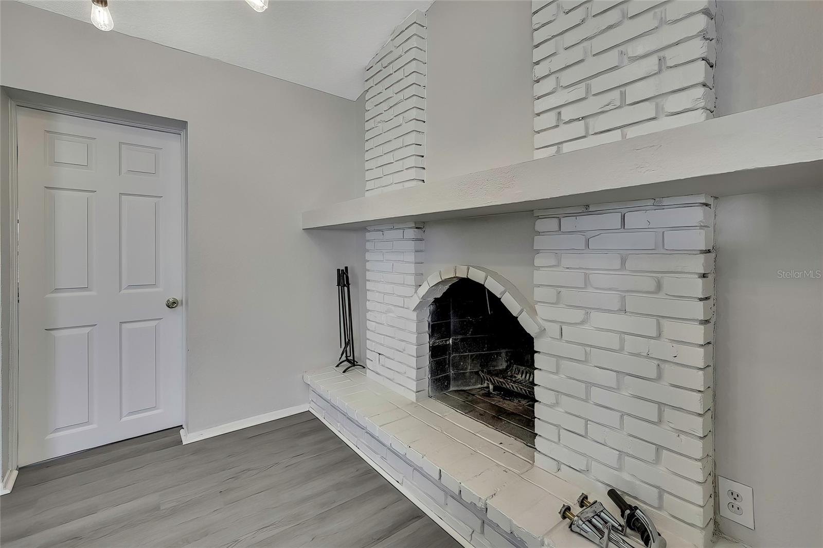 Image 15 of 29 For 3332 Vorden Street