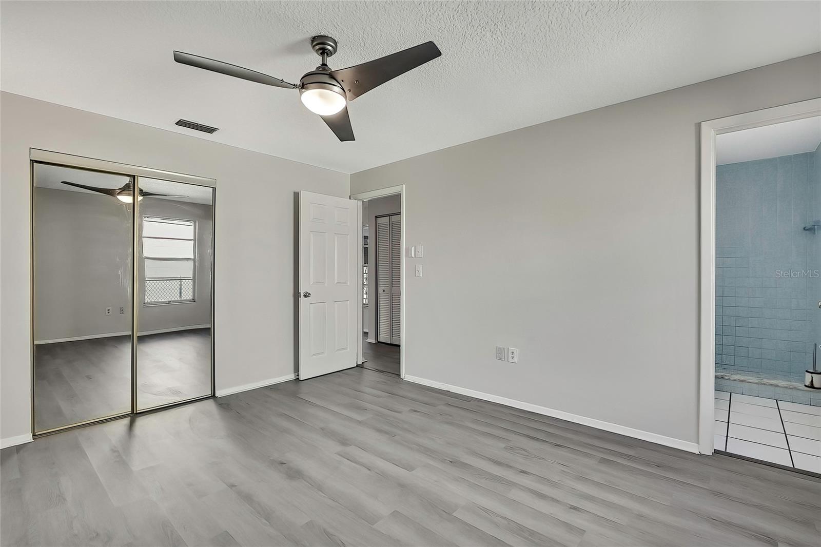 Image 21 of 29 For 3332 Vorden Street