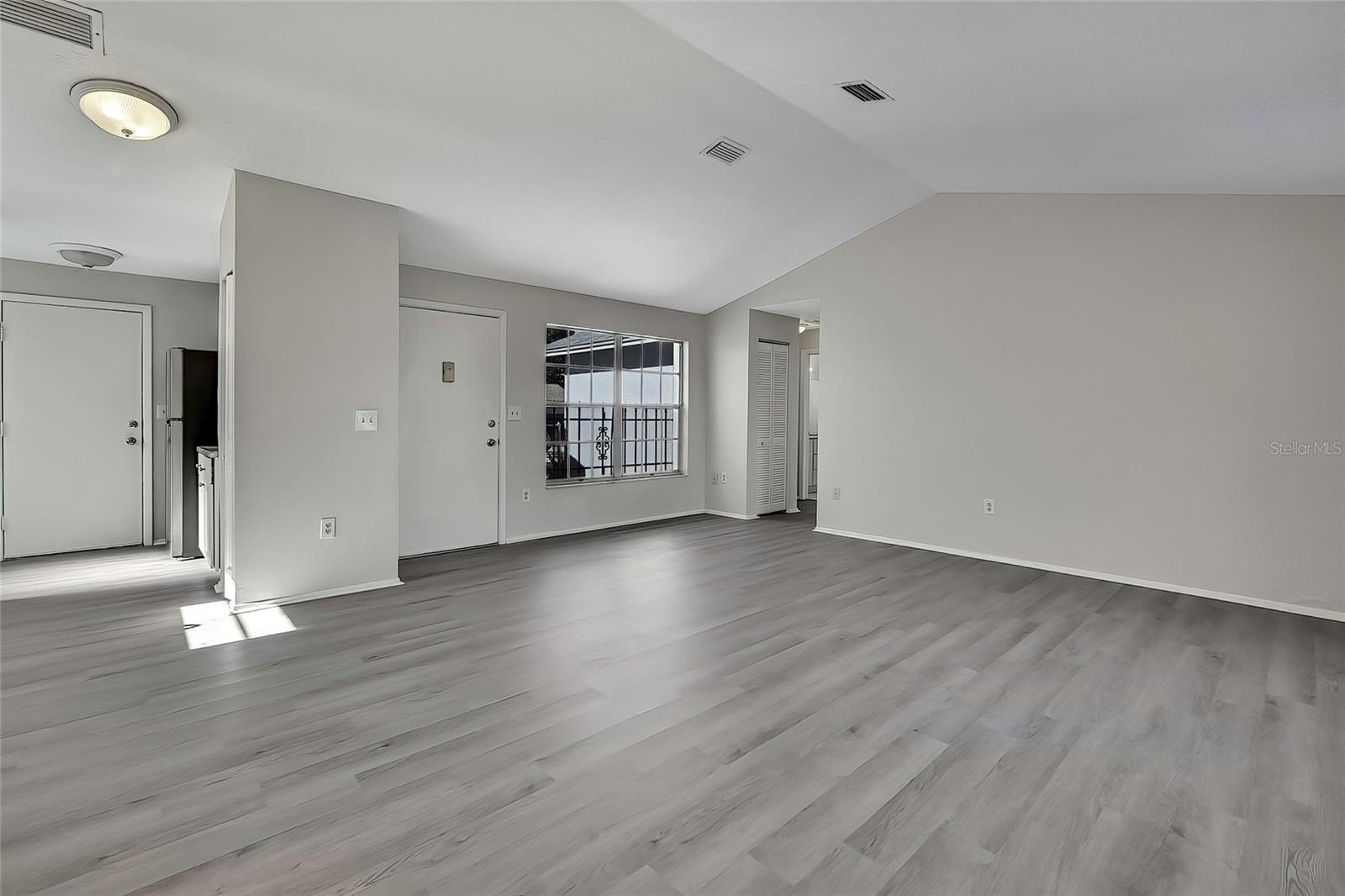 Image 4 of 29 For 3332 Vorden Street